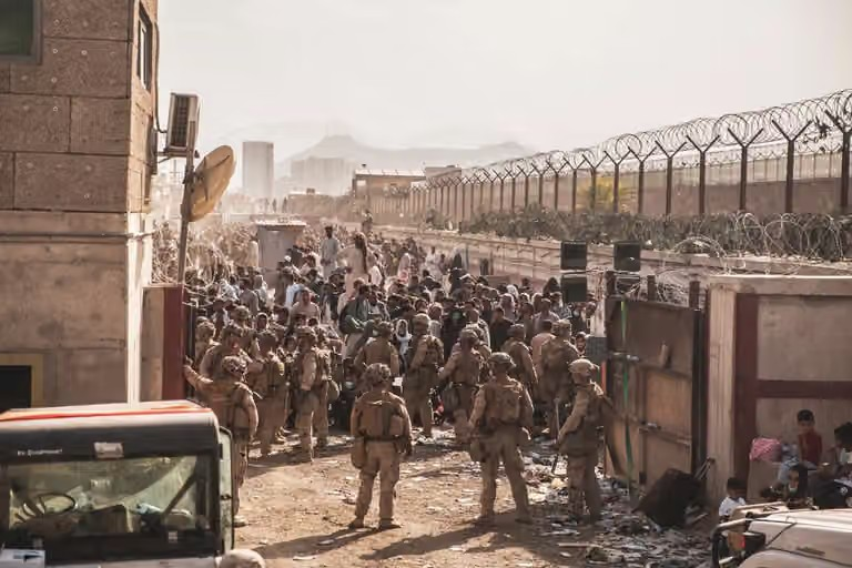 واشنطن بوست: البنتاغون قد ينشر تقرير الانسحاب من أفغانستان قبل الانتخابات النصفية