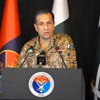 د پاکستان پوځ ویاند: افغان طالبان دې په افغانستان کې مېشت پاکستانیان موږ ته وسپاري