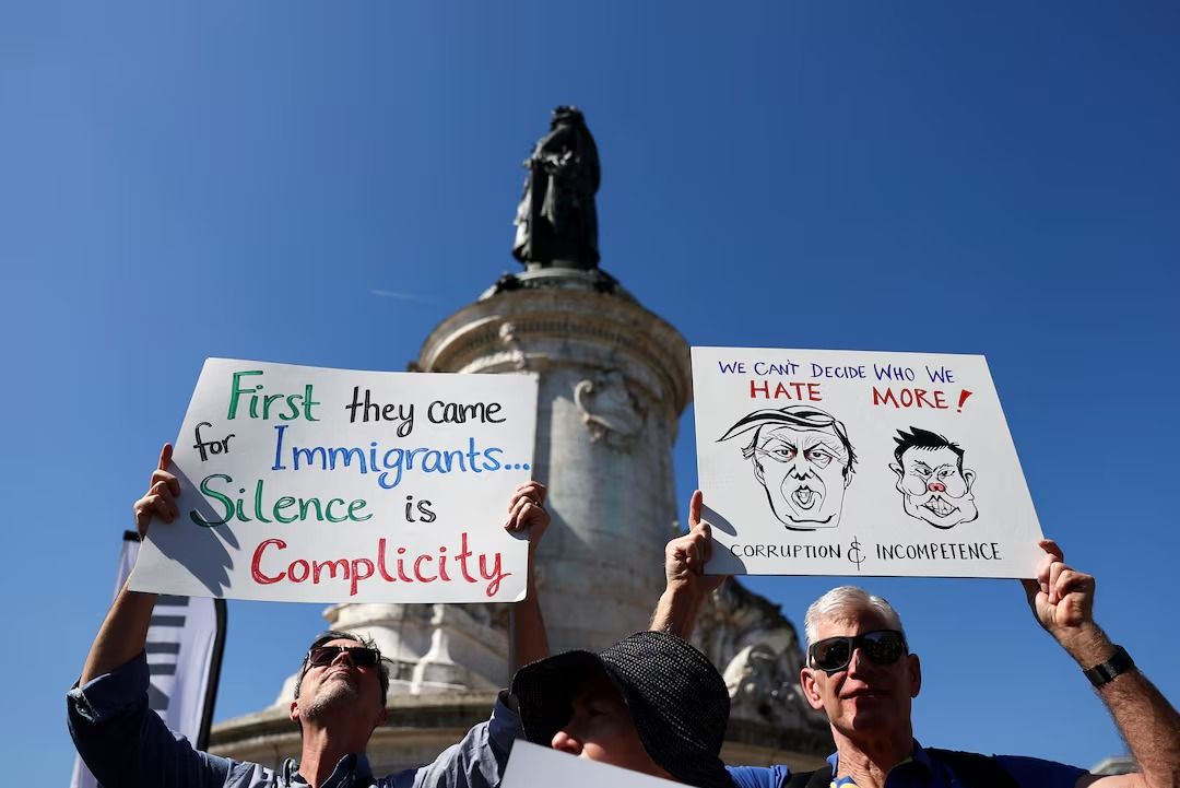 صدها نفر در شهرهای اروپا علیه ترامپ و ماسک اعتراض کردند