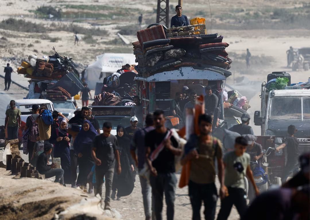   اسرائیل می‌گوید ۷۰۰ هزار فلسطینی از شهر غزه گریخته‌اند