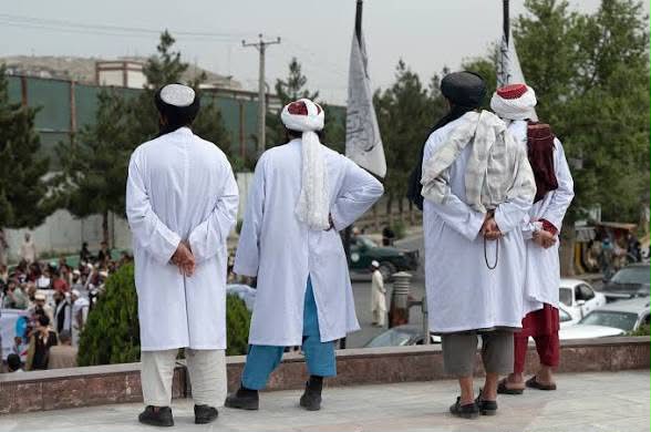 د هرات اوسېدونکې: طالبانو د اسلام‌کلا پر لاره له یوې درې کلنې ماشومې نانځکه واخیسته 