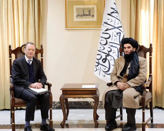 مقام طالبان در دیدار با کاردار بریتانیا: انتقاد از طالبان و دامن زدن به خشونت راه حل نیست