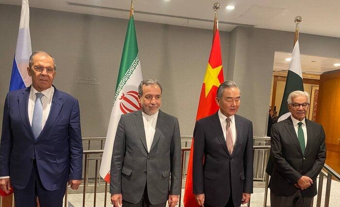 وزیر خارجه روسیه: عضویت هند در گروه چهارجانبه درباره افغانستان "کار درستی" است