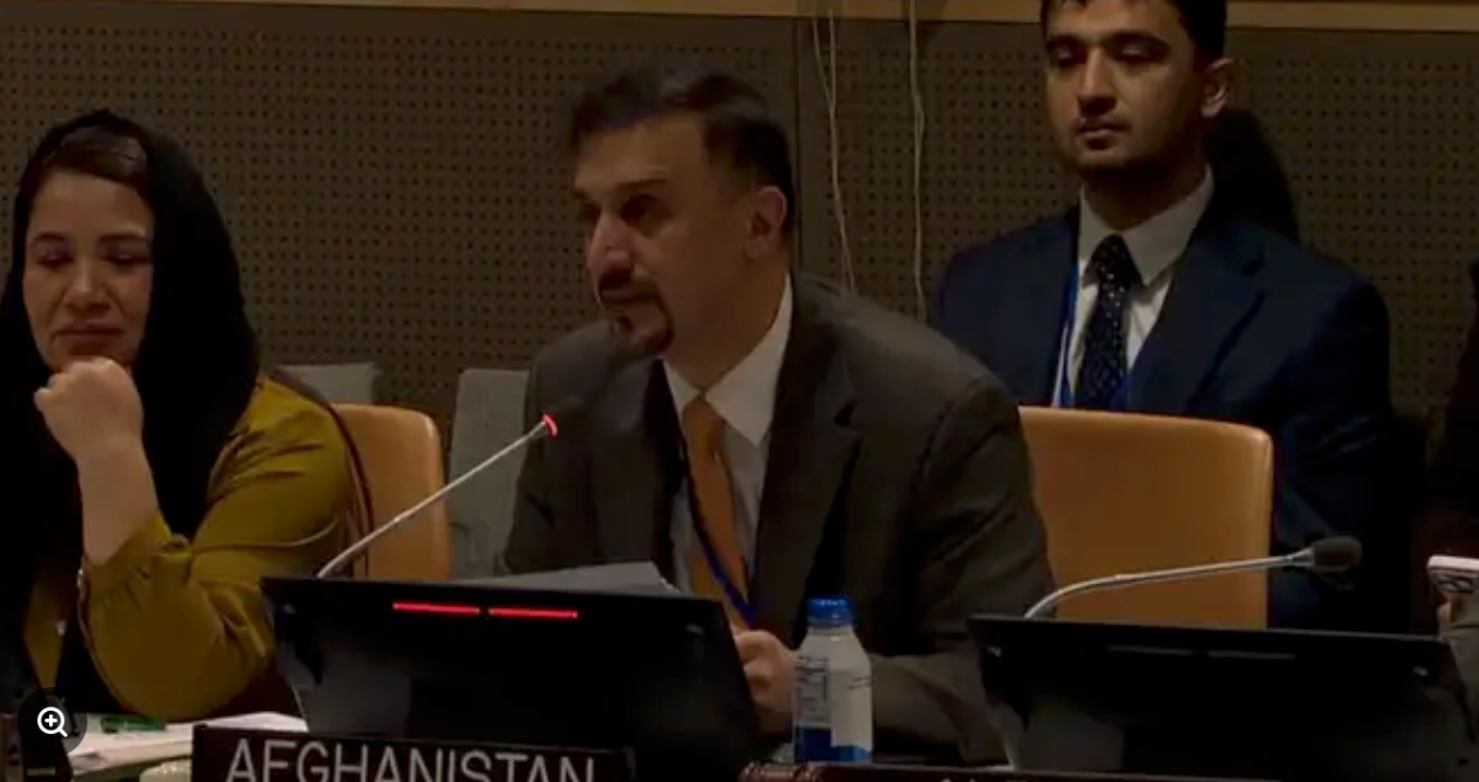 نصیر احمد فایق: په افغانستان کې د ښځو د ملاتړ قانوني جوړښتونه له‌منځه وړل شوي 