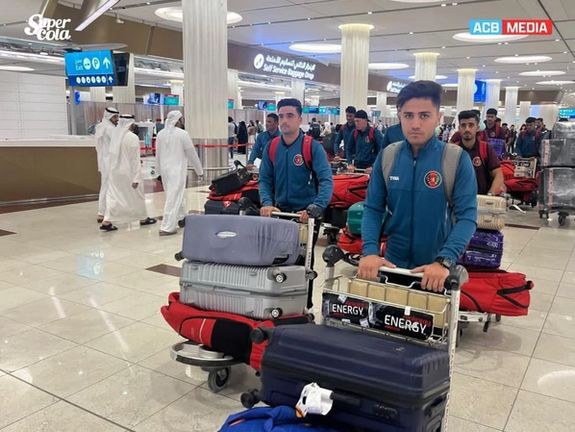 له ۱۹ کلنو کم عمره لوبډله د درې اړخیزې لوبلړۍ تر سره کولو لپاره سوېلي افریقا ته روانه شوه