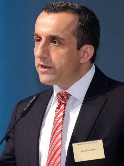 امرالله صالح: یو ازبکستانی هوایي شرکت طالبانو ته د امریکا پیسې رسوي