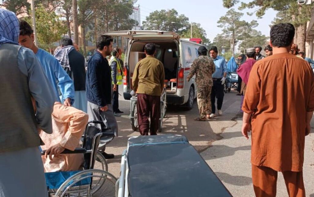 طالبان وايي د زلزلې له ځایه د هرات حوزوي روغتون ته د یوه تن مړی او ۳۵ ټپیان ور وړل شوي