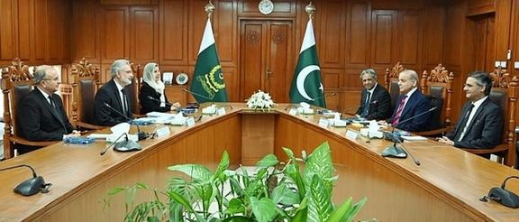 نخستوزیر پاکستان میگوید اتهام دخالت نهادهای امنیتی در امور قضایی را بررسی میکند