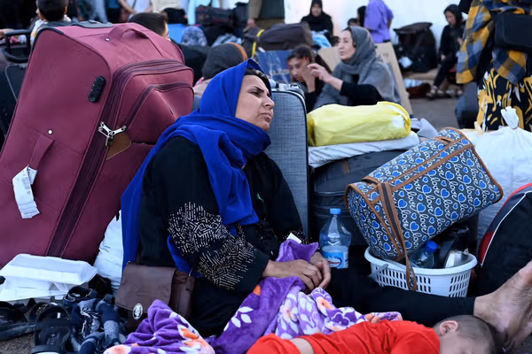 له ایران او پاکستان نه تېره ورځ دوه نیم زره کډوال افغانستان ته ستانه شوي