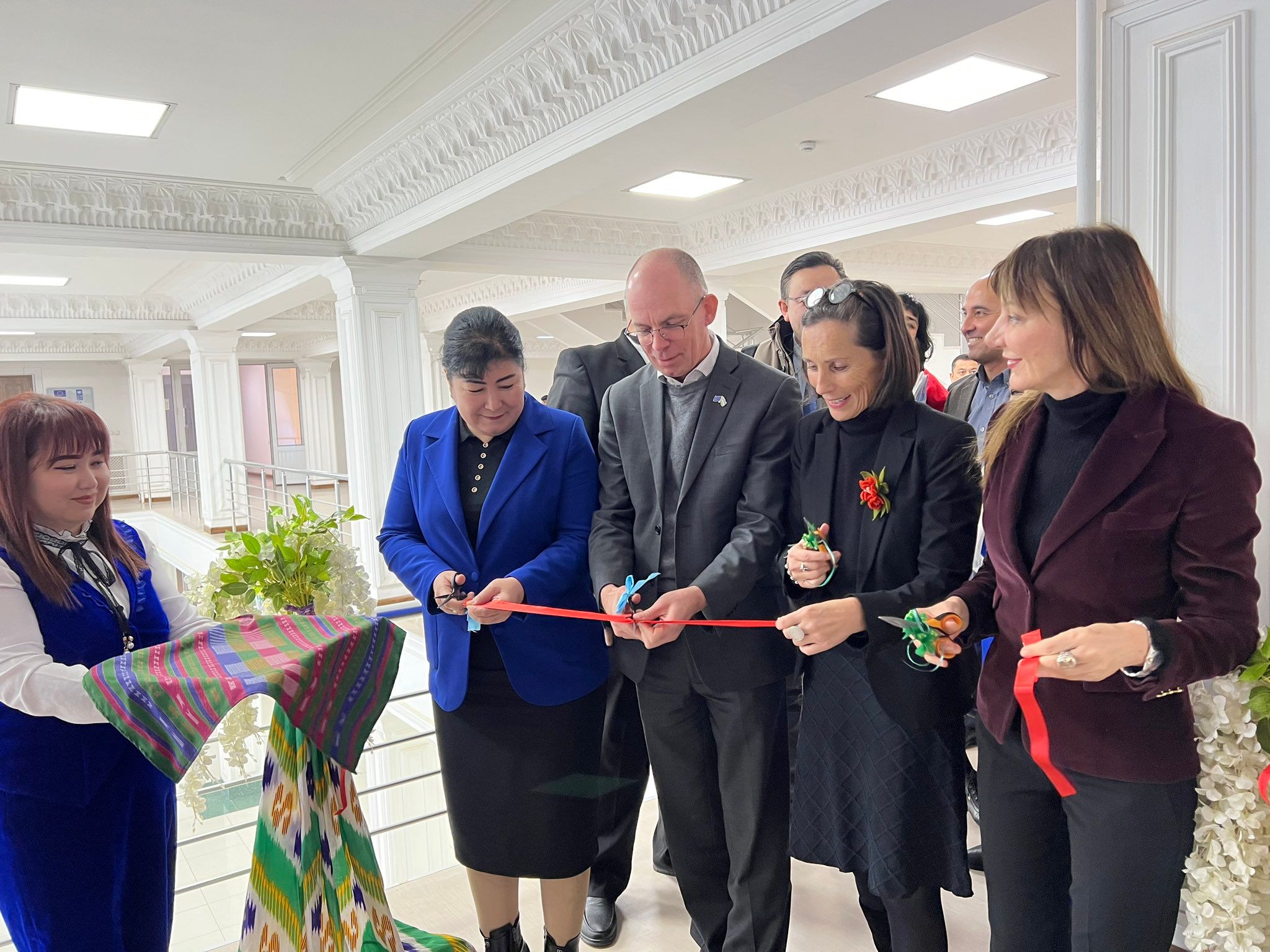 اتحادیه اروپا و سازمان ملل برای افغان‌های مقیم اوزبیکستان زمینه آموزش را فراهم کردند 