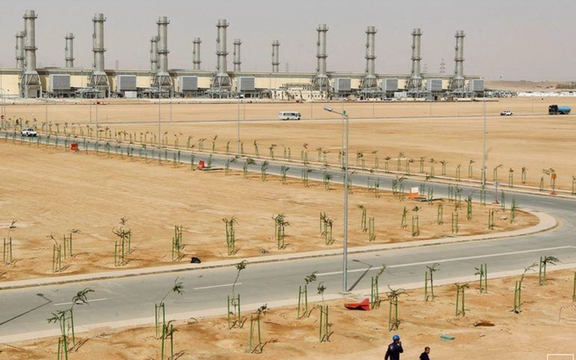 همزمان با سفر جو بایدن اعلام شد؛ عربستان واردات نفت از روسیه را دو برابر کرده است