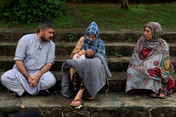 نزدیک به ۳۰۰ خانواده افغان در پارکی در اسلامآباد منتظر انتقال به کشورهای امن هستند