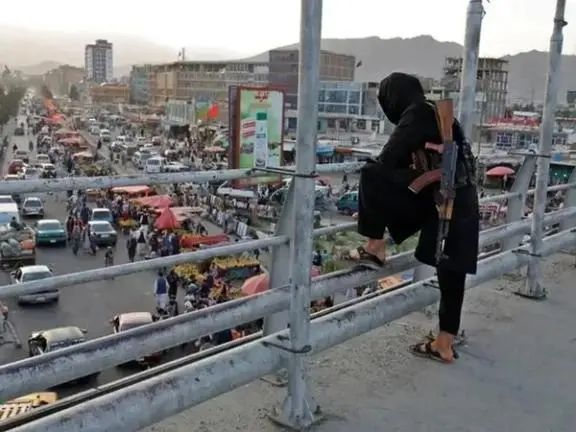 جبهه آزادی: طالبان با بازرسی خانهها، دوران حفیظالله امین را زنده کردهاست