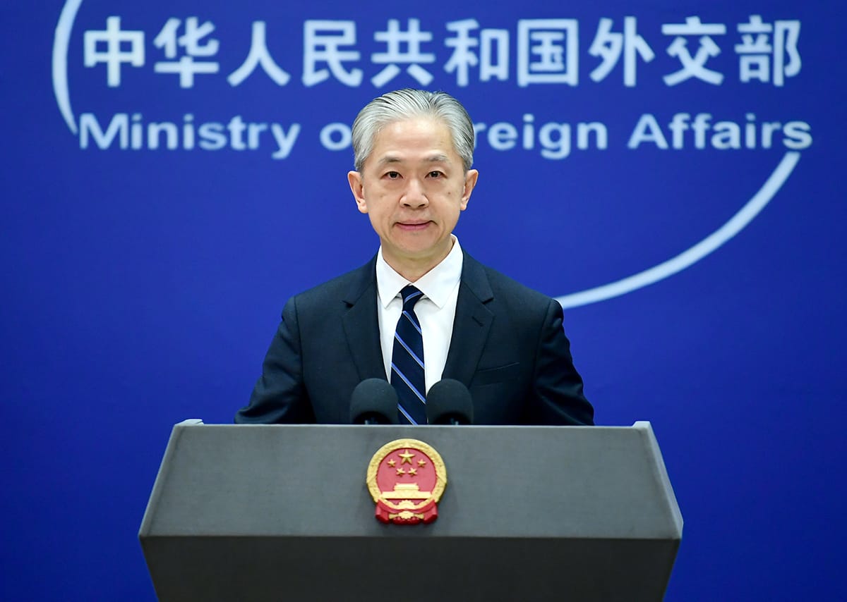 وزارت خارجه چین: به رسمیت شناختن طالبان پس از رفع نگرانی‌های جامعه جهانی بررسی خواهد شد