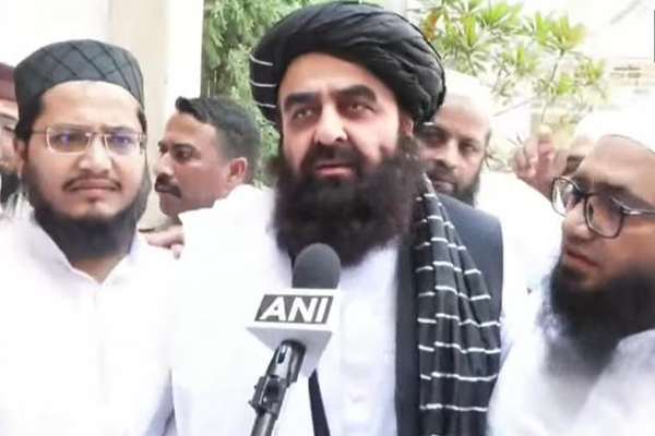 متقي دیوبند نه د لیدو پر مهال؛ له دې مدرسې سره یې خپلې اړیکې تاریخي بللي
