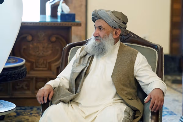 د طالبانو رییس الوزرا وايي د پانګونې په جذب سره خلک له بهرني احتیاجه ژغوري