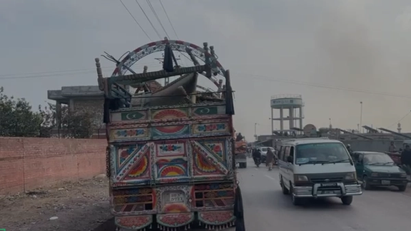 تر ۷۰ زرو ډېر کسان د پاکستان د پوځ د عملیاتو له ویرې له تیرا نه وتلي