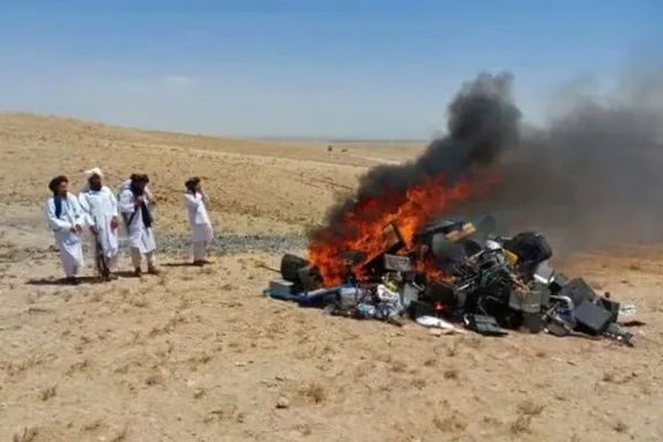 د پاکستان د ولسمشر ویاند: کابل د طالبانو له واکمنۍ وړاندې د کلتور او موسیقۍ مرکز و