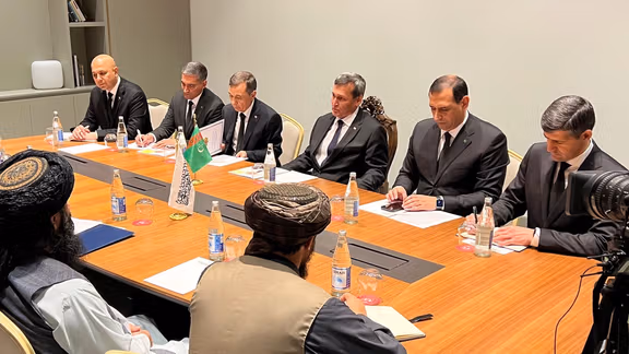 ترکمنستان: له طالبانو سره به سیاسي او سوداګریزې اړیکې پراخه کړو