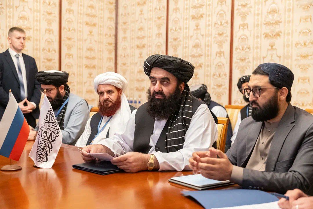 متقی: داعش و برخی گروه‌های دیگر در منطقه پایگاه زده‌اند که باعث نگرانی طالبان است