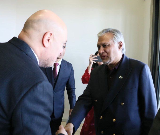 وزیر خارجه پاکستان برای اشتراک در نشستی درباره غزه وارد استانبول شد