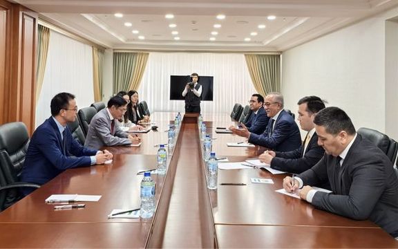 د چین، ازبکستان او تاجکستان استازو د افغانستان په اړه خبرې وکړې