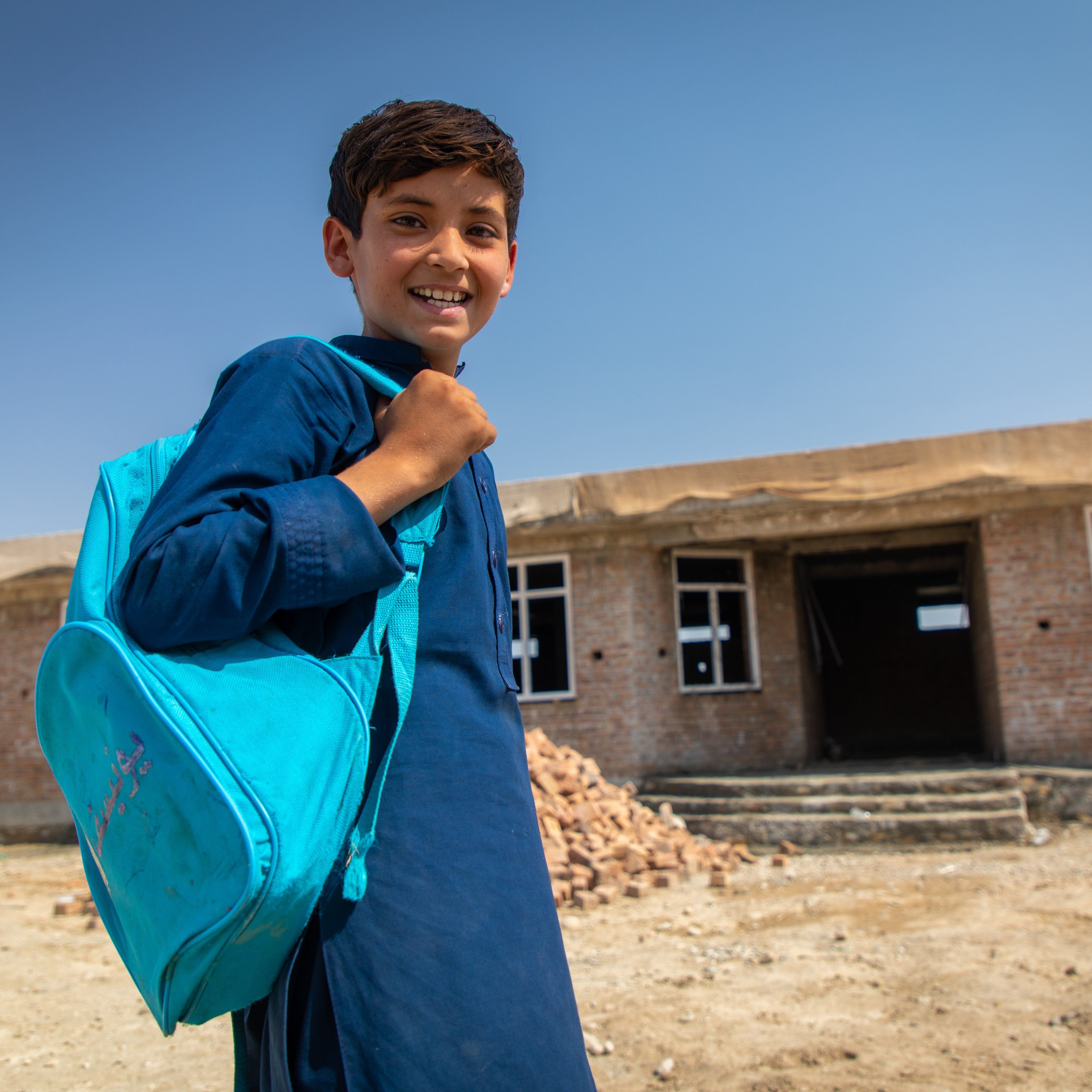 د پاکستان د بریدونو له امله په برمل کې له زده کړو بې‌برخې شویو ماشومانو ته ټولګي فعال شول