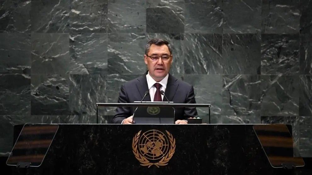 رئیس‌جمهور قرقیزستان از جهان خواست طالبان را به‌رسمیت بشناسد 