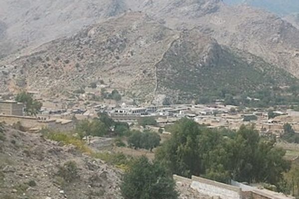 باجوړ کې د ایالتي اسمبلۍ د غړي د کور ترڅنګ چاودنه کې یو تن ټپي شوی دی