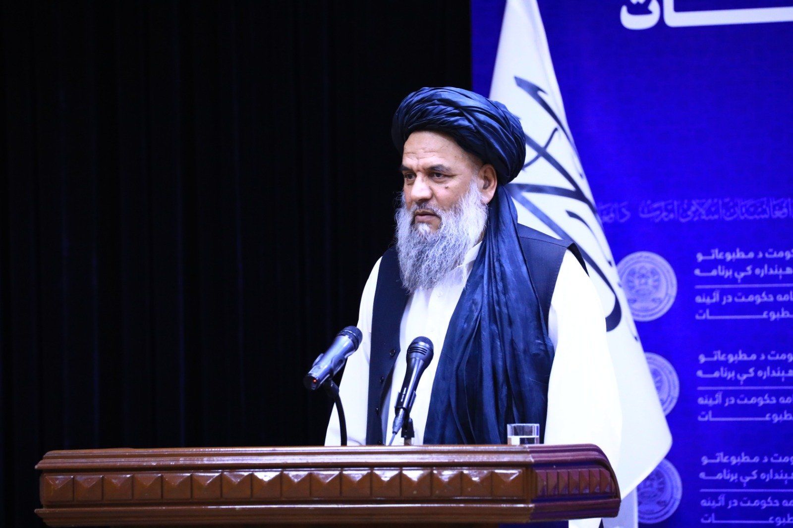 د طالبانو د اطلاعاتو او کلتور وزیر وايي د دې ډلې پر وړاندې د جګړې انګېزه نه‌شته