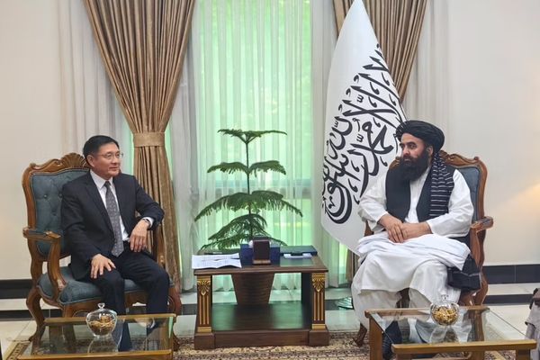 چین: طالبان او پاکستان د سولې او امنیت لپاره همکارۍ ته چمتو دي