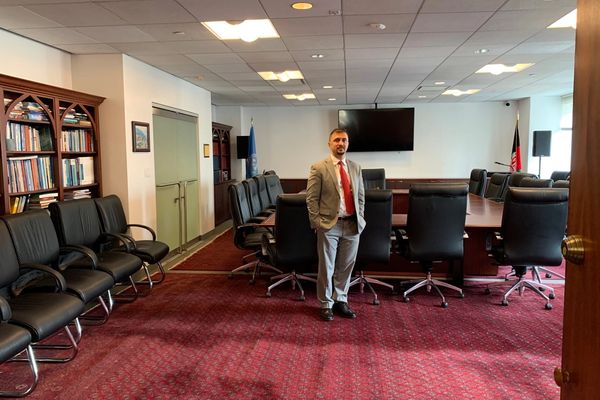 دیدار با سفیر بیدولتی که یکتنه مانع رسیدن طالبان به کرسی سازمان ملل شده است