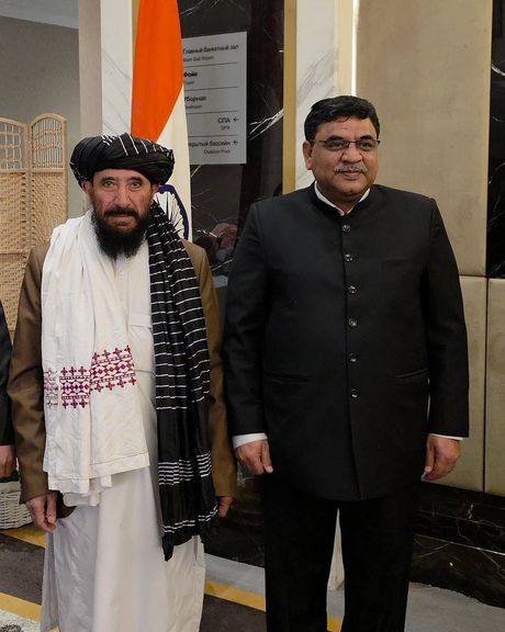 په قرغیزستان کې د طالبانو سفیر د هند له سفیر سره په لیدنه کې د اړیکو د پراختیا غوښتنه کړې