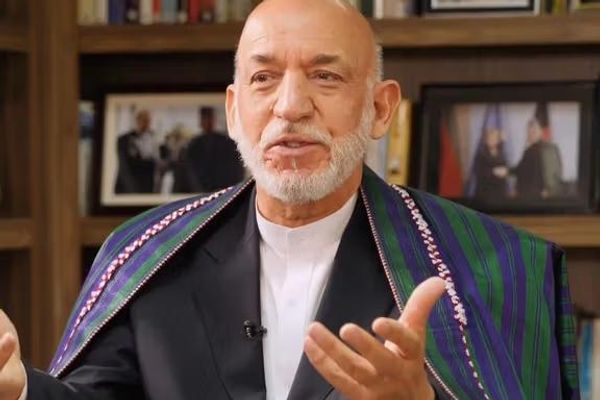 حامد کرزي د کډوالو په برخه کې د برېټانیا د مرستو ستاینه وکړه