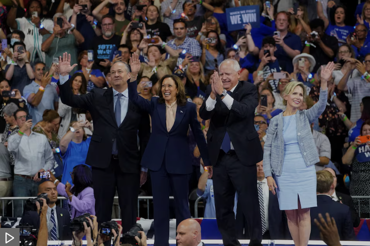 کامالا هریس معاونش را در همایشی در فیلادلفیا معرفی کرد