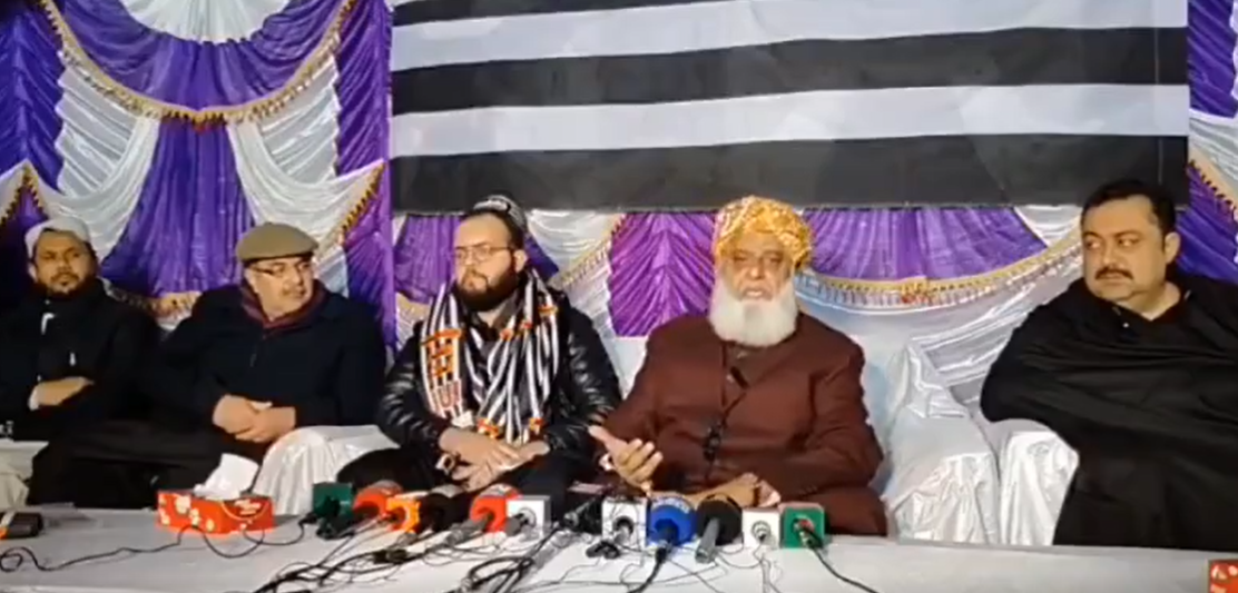 مولانا فضل الرحمان می‌گوید که هفته آینده به کابل سفر خواهد کرد