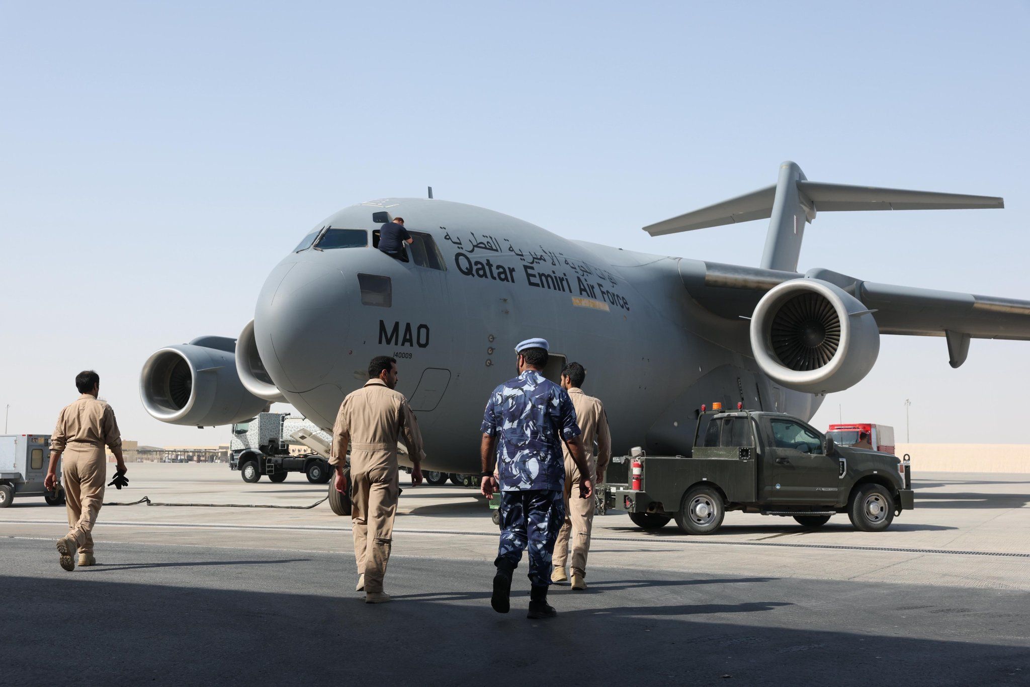 د کونړ زلزله‌ځپلو ته د بشري مرستو په دوام د قطر پنځه نورې الوتکې کابل ته ورسېدې