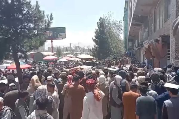 سند: د طالبانو او قطر ترمنځ د کارګرو تړون کې ډېری بستونه غیر مسلکي دي