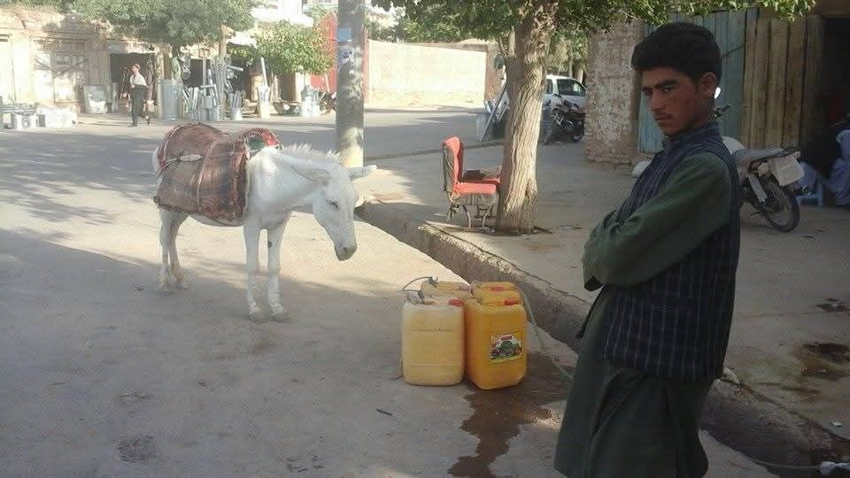 جوانان ولسوالی کوهستانات: «در قریه خوال مردم به آب آشامیدنی دسترسی ندارند»