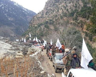 مردم پنجشیر از آتشبس سه روزه با طالبان برای کوچ اجباری و خاکسپاری جنازهها خبر دادهاند