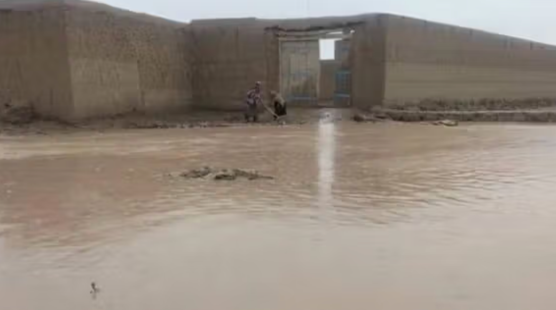 قطر، سوریې او متحده عربي اماراتو د افغانستان له سېلاب ځپلو سره خواخوږي څرګنده کړه