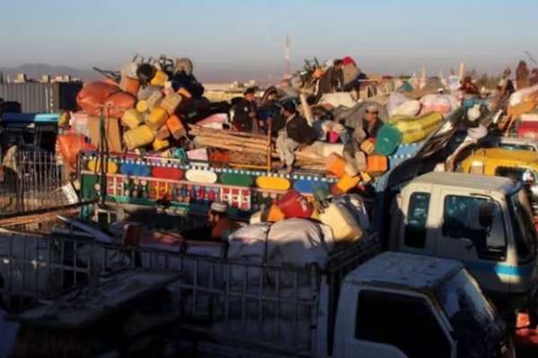 Iran, Pakistan Deport More Than 3000 Afghan Migrants In One Day