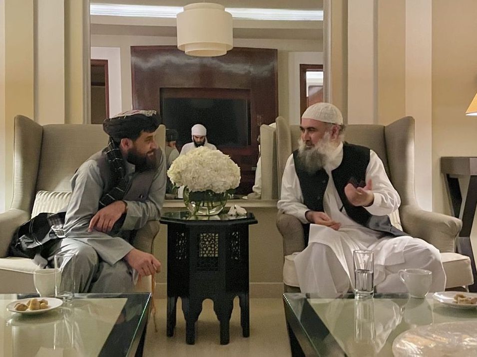 طالبان: له خوست څخه د ۲۲۵ کسانو لومړنۍ ډله د حج په نیت سعودي عربستان ته ...