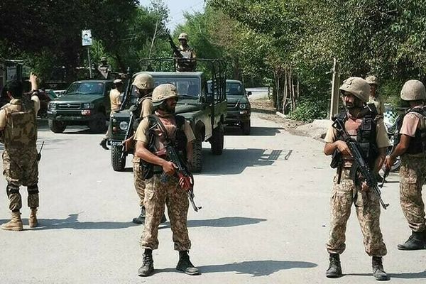 پاکستاني پوځ د شمالي وزیرستان په ميرانشاه کې د ۲۷ وسلهوالو د وژلو ادعا کړې