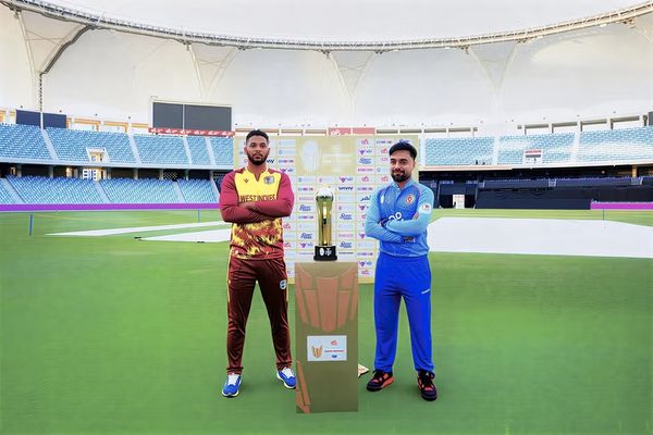 افغان کرېکټ ملي لوبډله د ۲۰ اوریزو نړۍوالو سیالیو په ترڅ کې د ویسټانډیز پروړاندې لوبه کوي