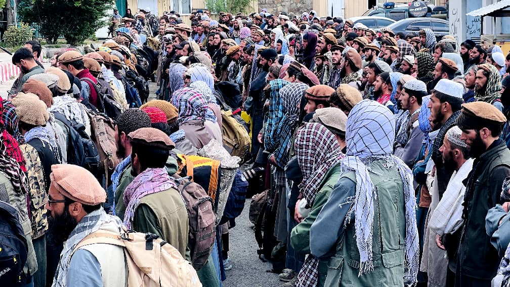 طالبان وايي د پنجشیر ۵۰۰ ځوانان یې د پولیسو په لیکو کې جذب کړي