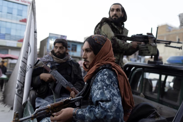 صحيفة إيرانية: الاعتراف بحركة طالبان انحراف عن مبادئ النظام