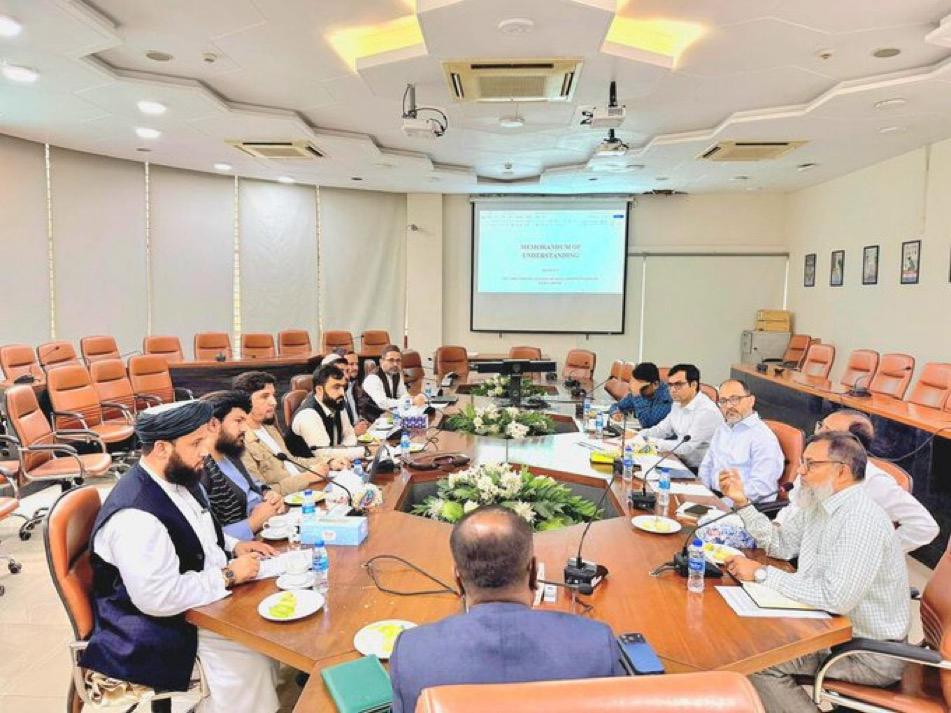 د طالبانو د روغتیا وزارت چارواکو په بنګله‌دېش کې د روغتیايي همکاریو پر پیاوړتیا خبرې کړې
