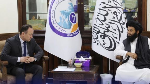 طالبان میگوید قزاقستان خواستار سرمایهگذاری در معادن نفت، گاز و سرب افغانستان است