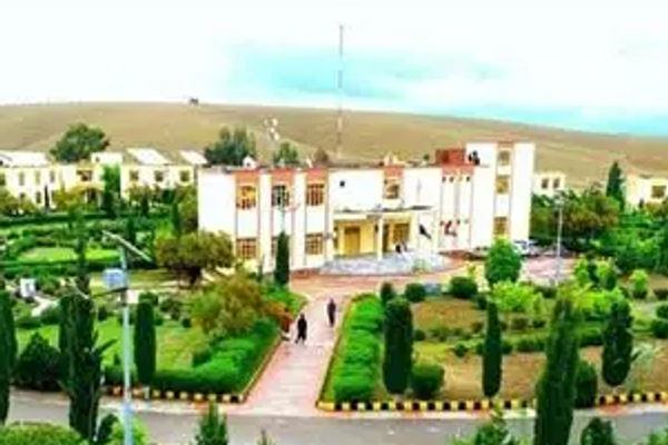 د شیخ زاید پوهنتون د محصلانو شکایت؛ دوه سمستره کېږي چې بدل اعاشه نه ده راکړل شوې